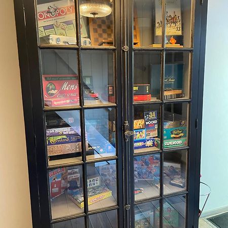 טילבורג Gastenverblijf Door De Poort מראה חיצוני תמונה